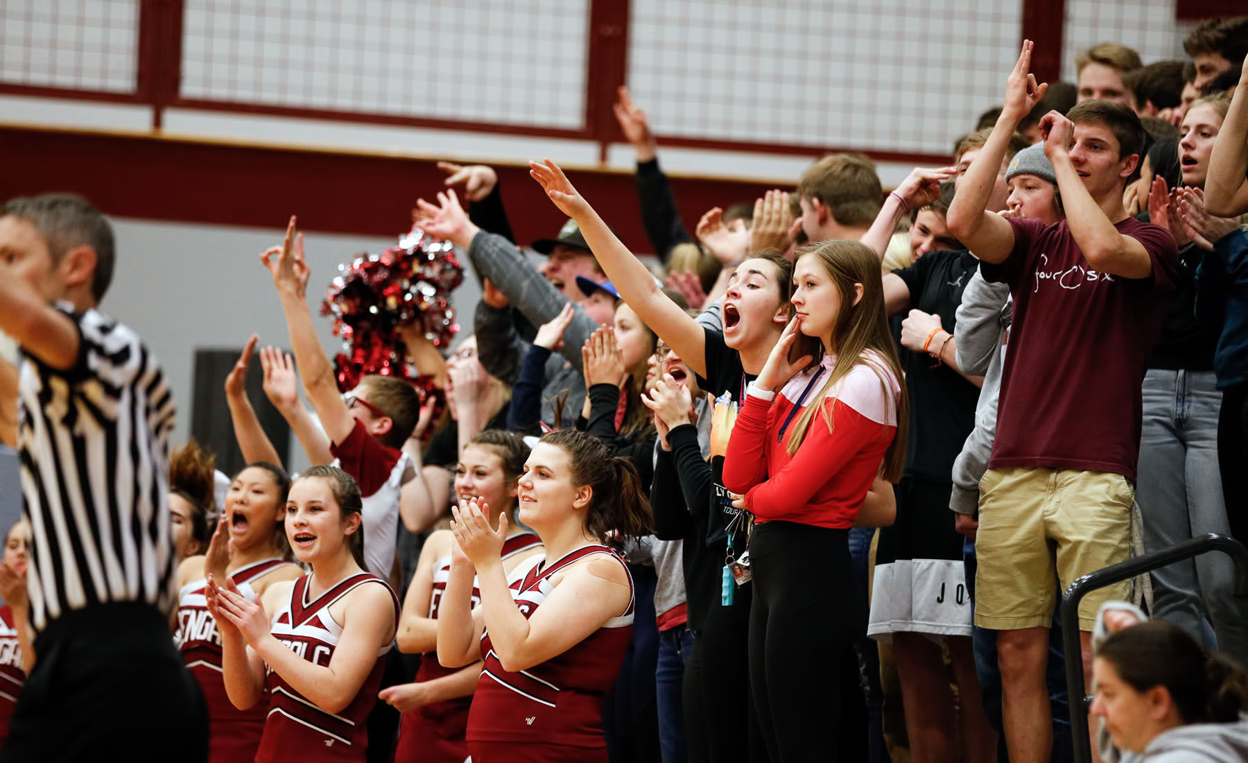 Helena basketball fans